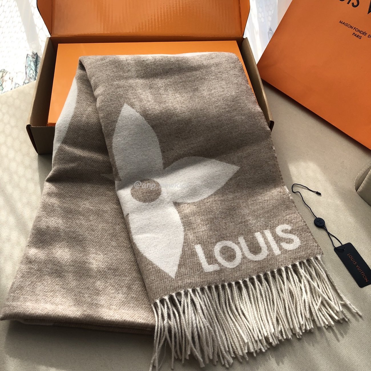 Louis Vuitton Lv Reykjavik Scarf 75x185cm (4) - www.newkick.vip